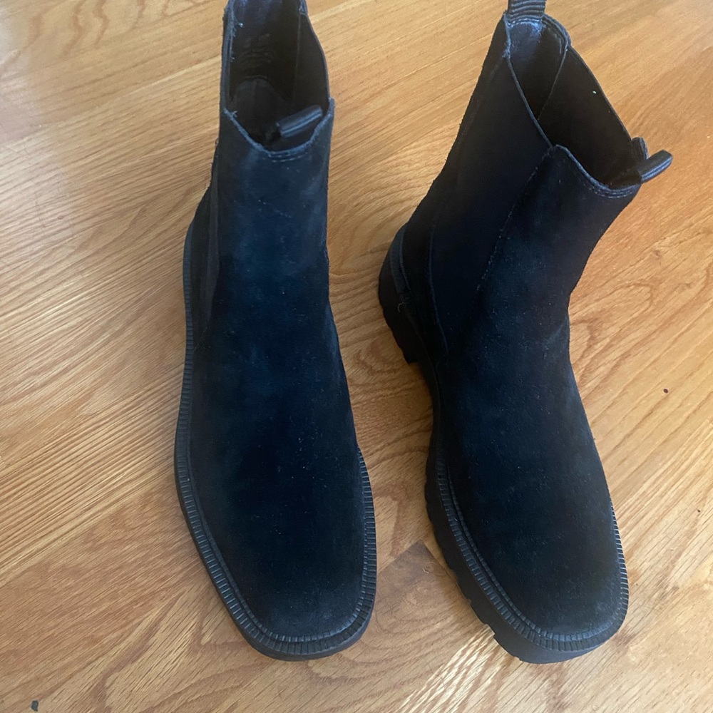 Sam Edelman Black Suede Chelsea Boots (Laguna) - Picture 4 of 11